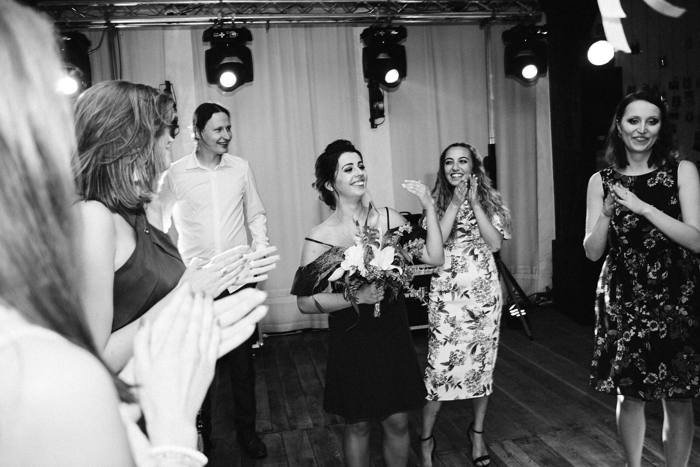 Magda i Kamil — reportaż ślubny w czerni i bieli, Tarnogóra, Karczma Zamojszczyzna